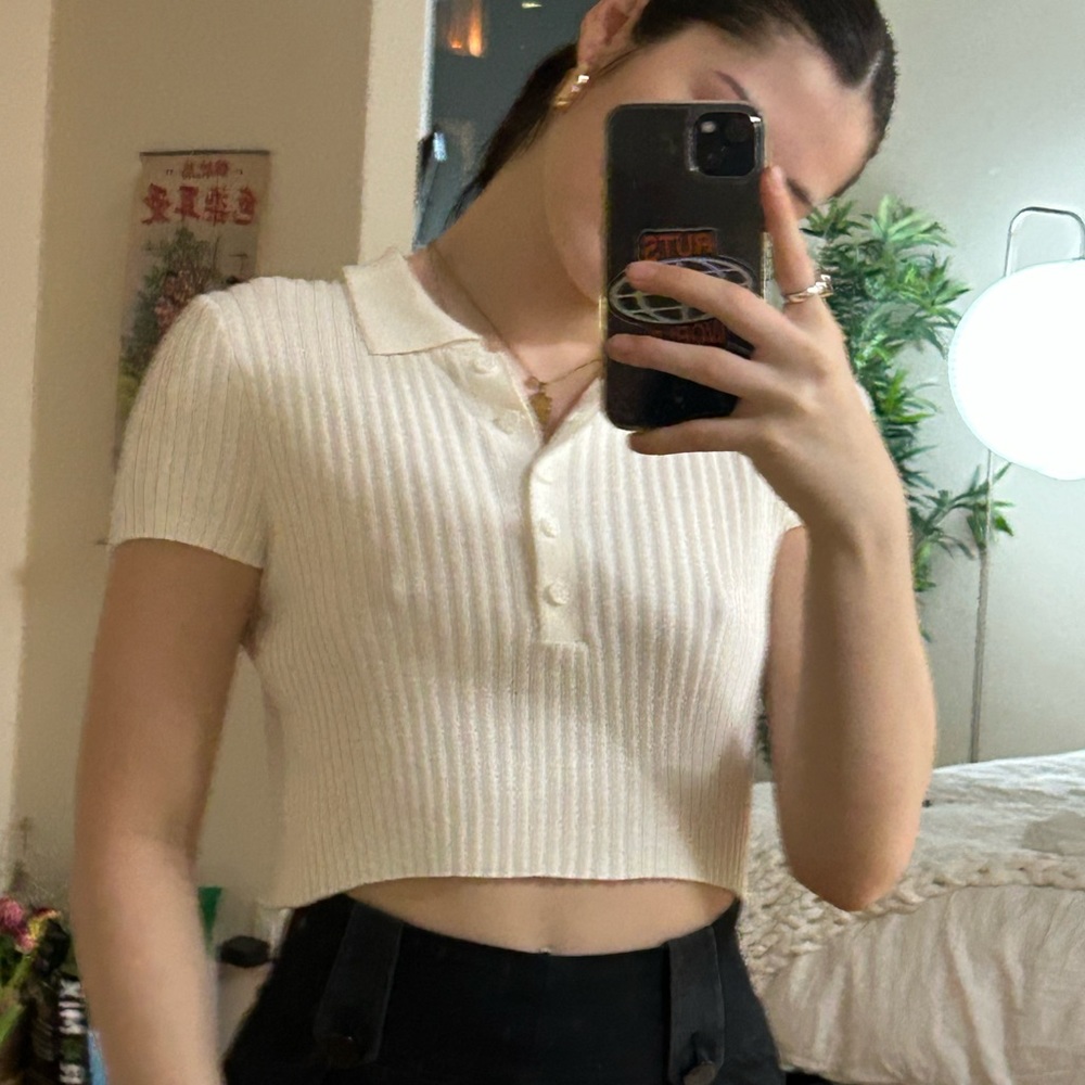Brandy Melville collard crop
